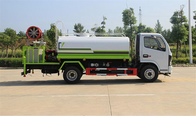 東風(fēng)4噸5噸抑塵車(chē)