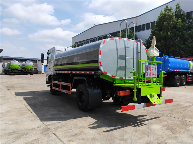 �|�L(f��ng)10��12����ˮ܇