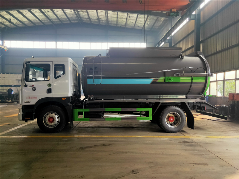 ��ʽ10��12��������ж܇