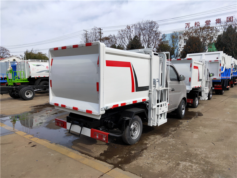 �L(zh��ng)��3����Ͱ����܇(ch��)�����bжʽ����܇(ch��)��